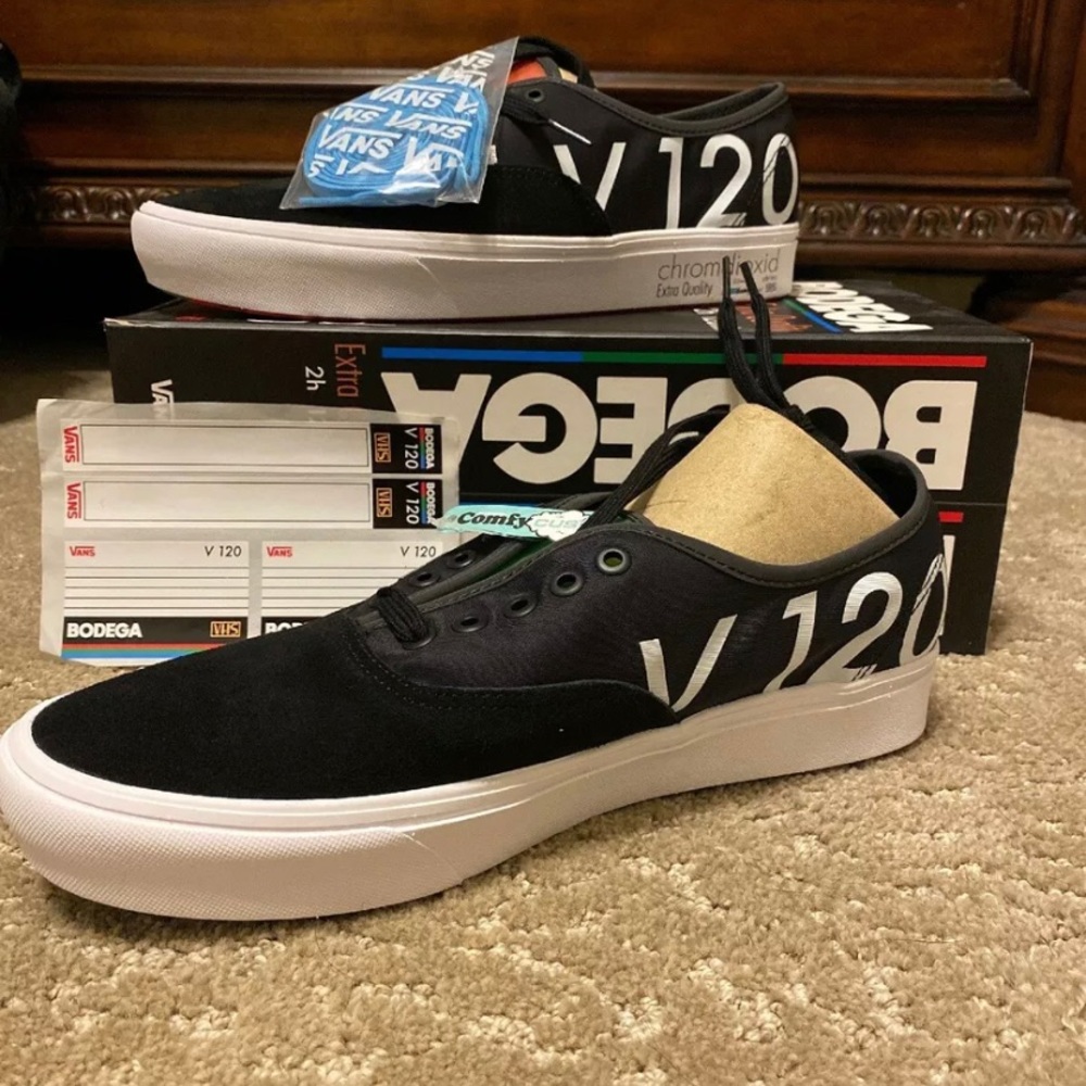 Bodega vans “blank canvas” size 11